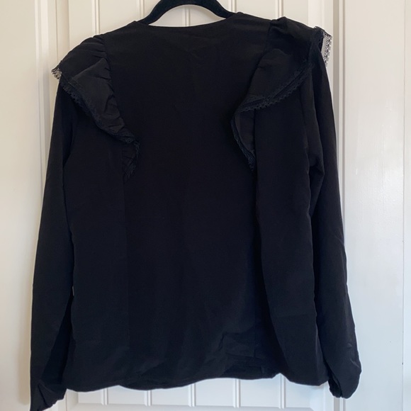 NWT Black Aware by Vero Moda V-neck Ruffle Blouse size L - Picture 4 of 4